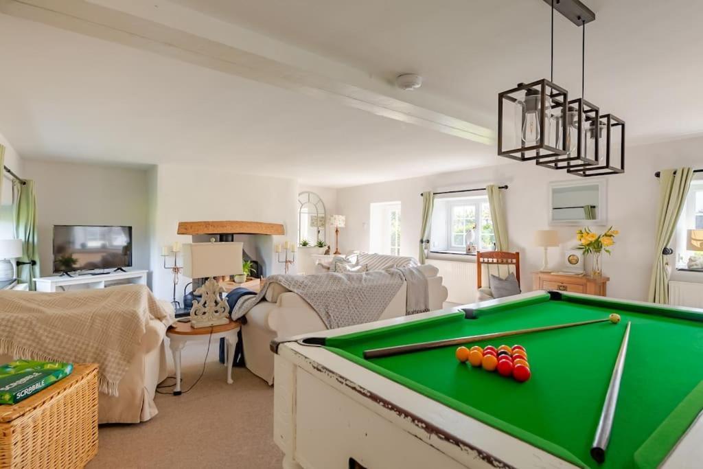 Rhos Y Bel Cottage Angelsey Llangadwaladr  외부 사진