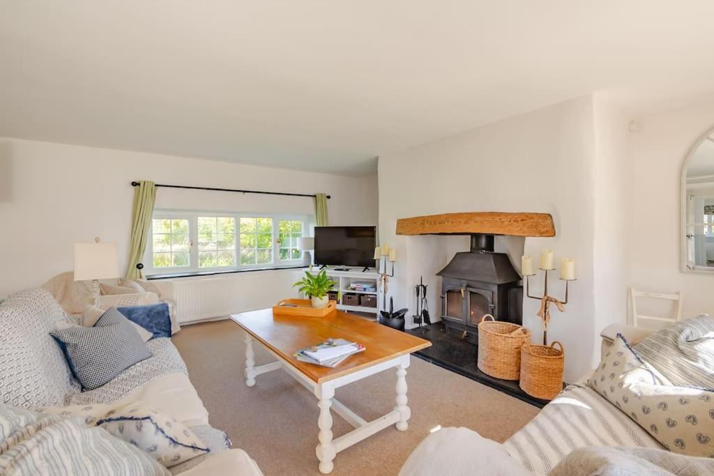 Rhos Y Bel Cottage Angelsey Llangadwaladr  외부 사진