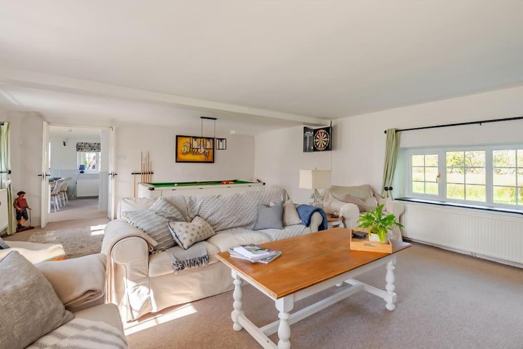 Rhos Y Bel Cottage Angelsey Llangadwaladr  외부 사진